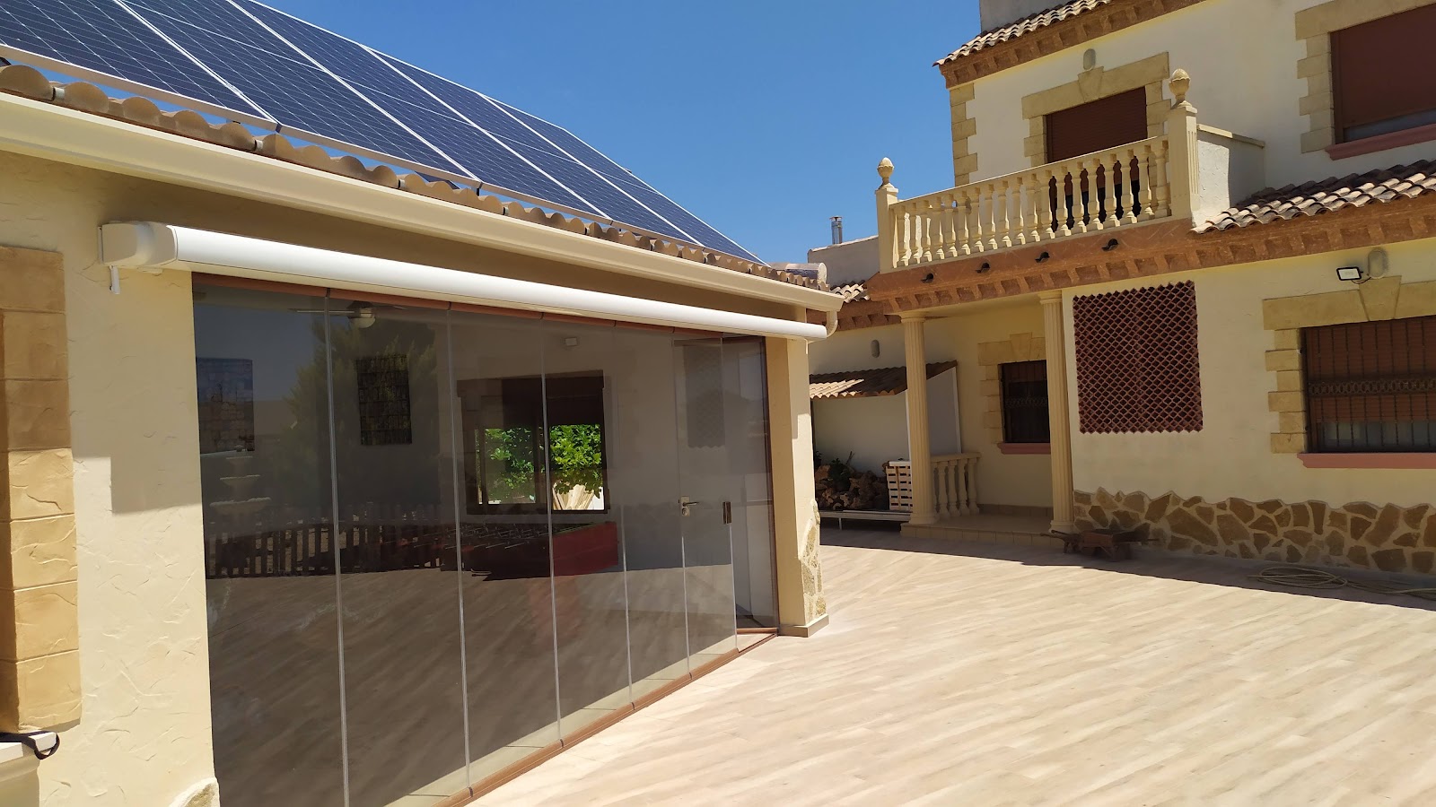 Galería de trabajos Multiservicios Reforespi - Proyecto 7 - Pintura, construcción, aluminios y reformas en Guardamar del Segura